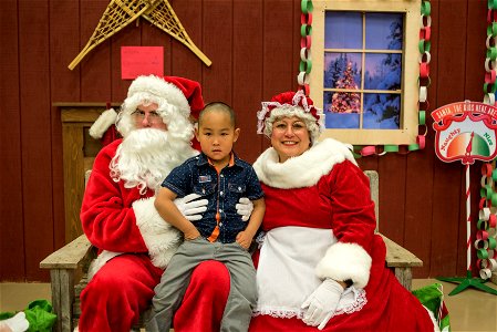 Emmonak welcomes Santa to town