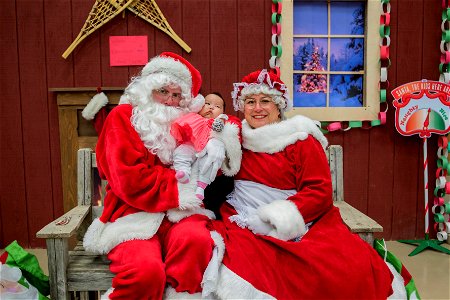 Emmonak welcomes Santa to town