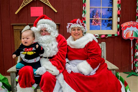 Emmonak welcomes Santa to town