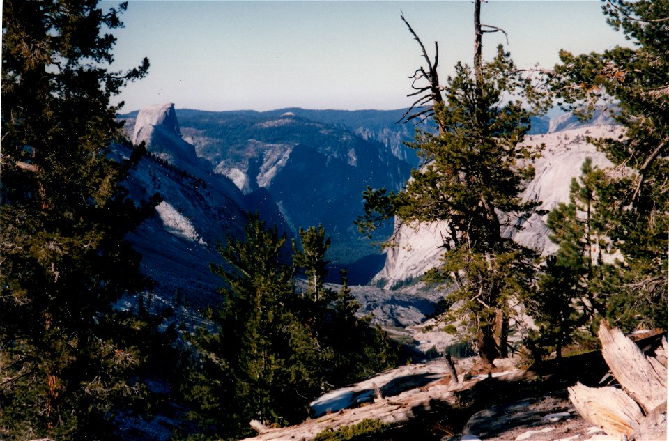 HAYES-YOSEMITE-ABOVE HALF DOME-1