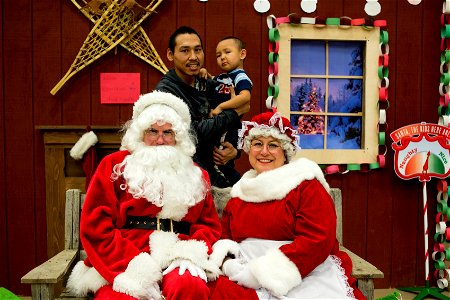 Emmonak welcomes Santa to town