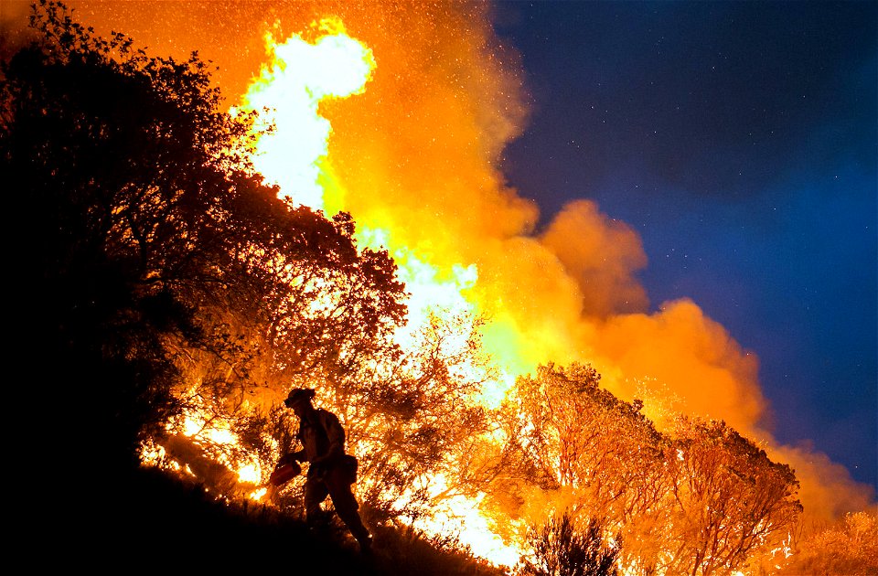 CA-Valley-Fire-23