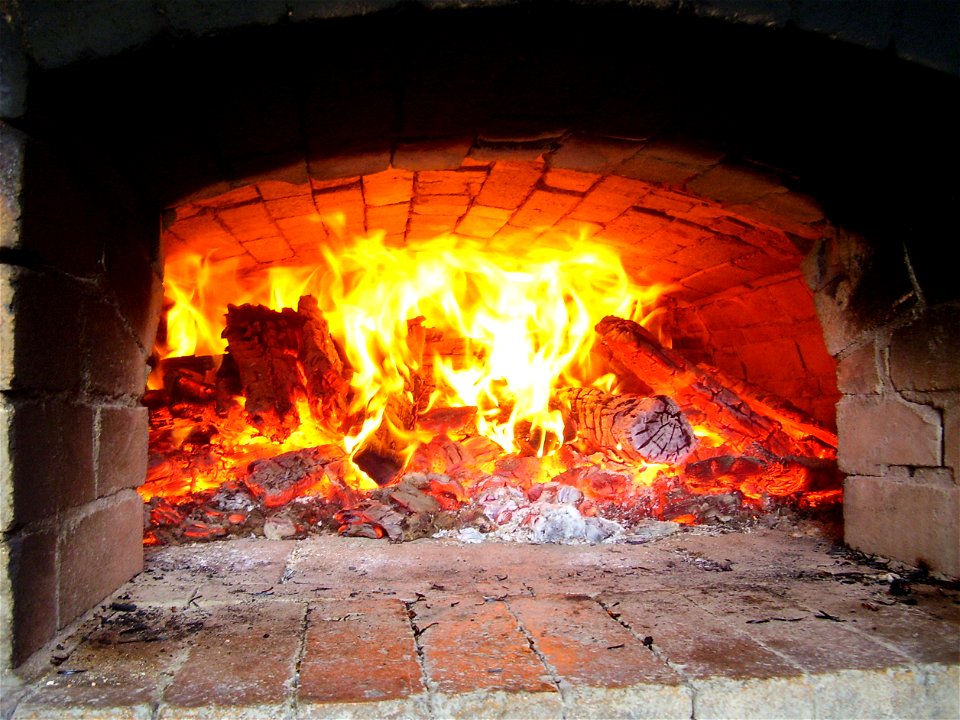 Feuerchen im Ofen.
