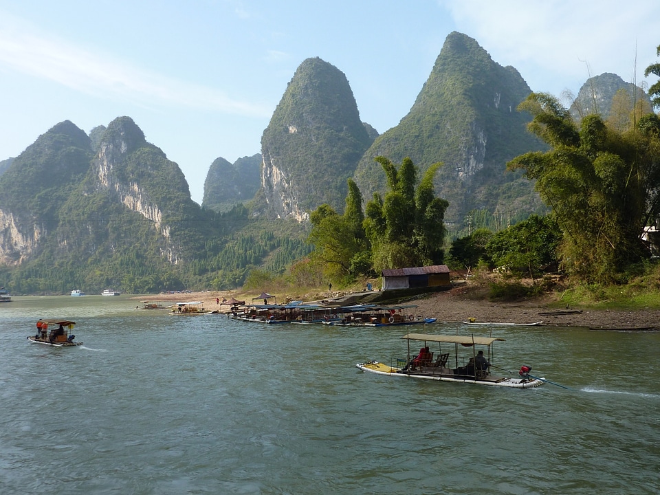 picturesque scenery on the Li River, Guangxi Province, Guilin