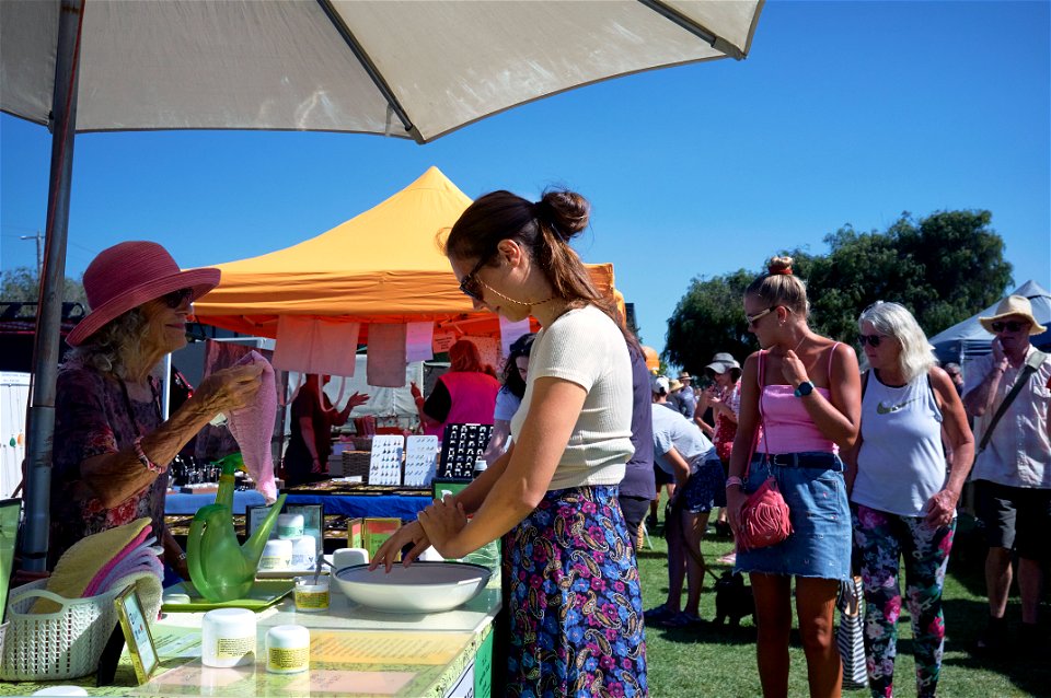 Queenscliff Market, That's Life.