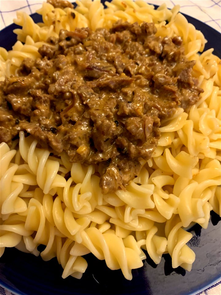 Another Home made before the Season Finale: noddles with beef meat out of the can cooked in bio hafer haver cuisine