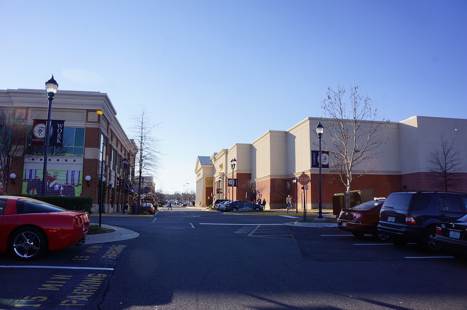 Landscape of Fairfax Corner
