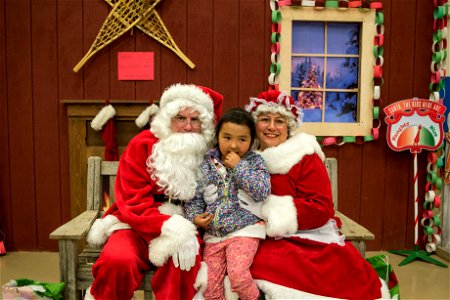 Emmonak welcomes Santa to town
