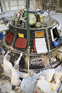 Back Shell Tile Panels Installed on NASA's Orion Spacecraft photo