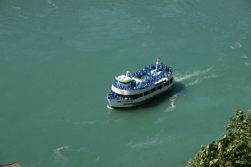 Maid of the Mist boat tour in Niagara Falls