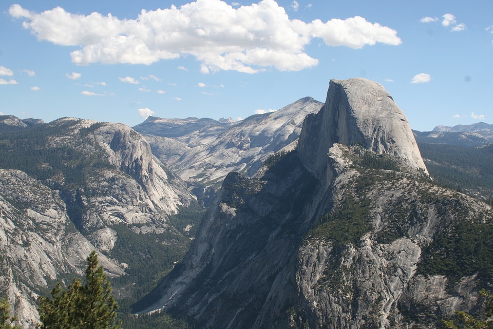 Hiking in Yosemite National Park