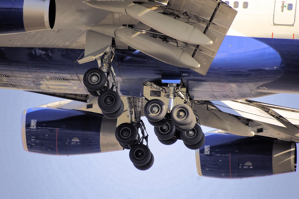 landing gear of a Boeing 747-400