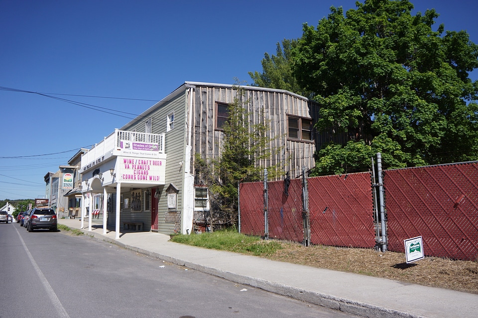 William Avenue Davis Town in West Virginia
