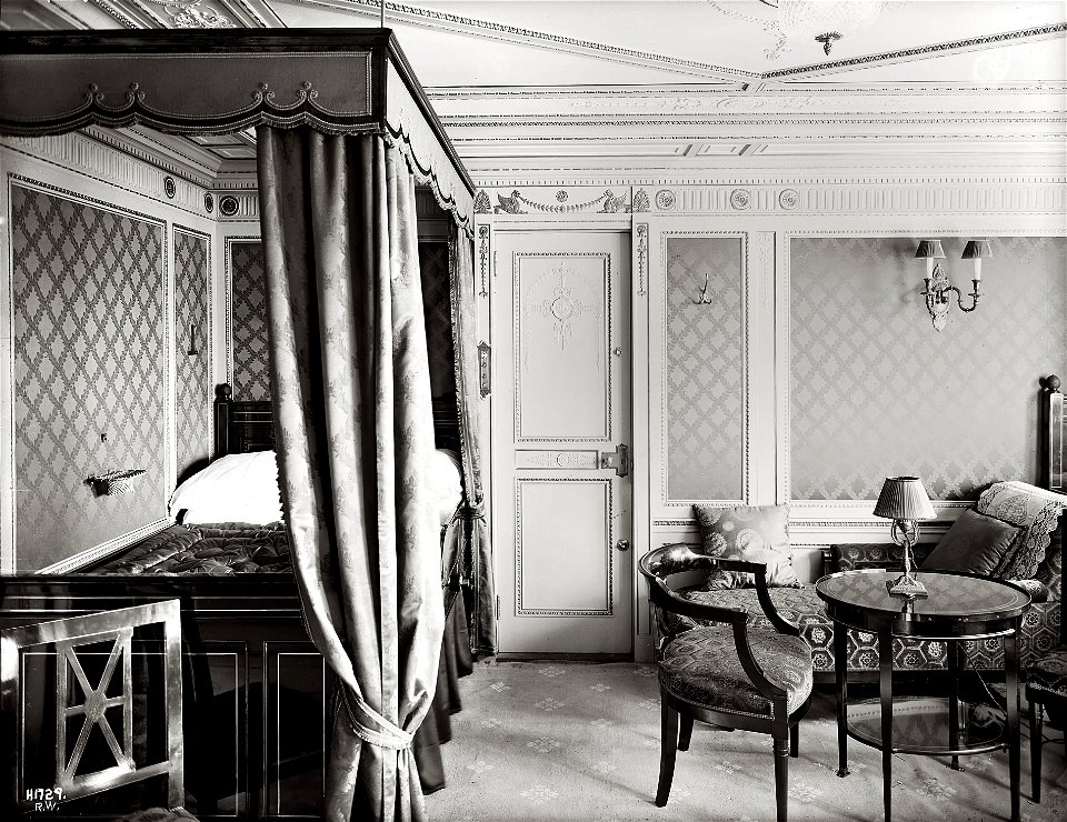 Titanic B-64 suite