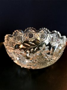 7_Crystal_Etched_Floral_Candy_Bowl_Large_CRACKED_2