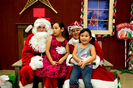 Emmonak welcomes Santa to town