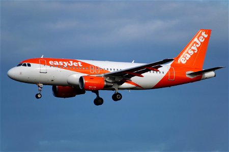 OE-LQU - Airbus A319-111 - Easyjet