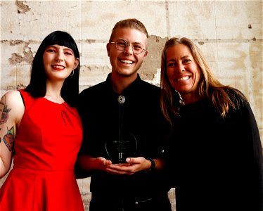 OutstandingAwards_2019_001