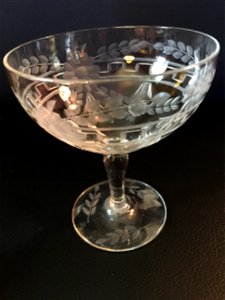 2_Crystal_Etched_Floral_Coupe_complex_a