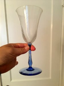15_Glass_RidgedBlueStem_LgWine_2