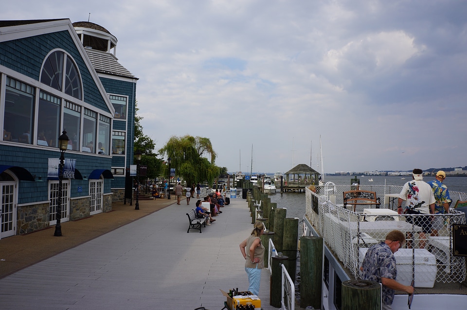 Alexandria Pier - Old Town - Alexandria, V