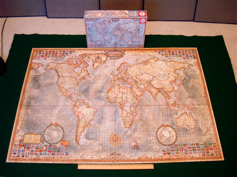 Educa 4000 Political Map of the World