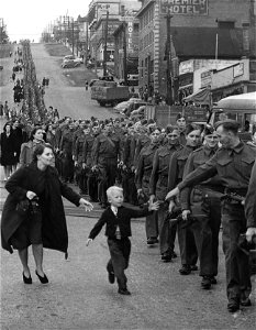 Wait for me Daddy, 1940 photo