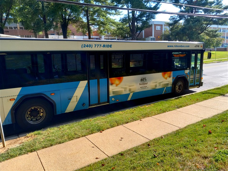 RideOn 2008 Gillig Advantage Diesel @ Montgomery College Rockville