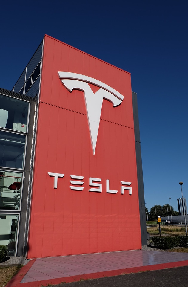 Tesla logo