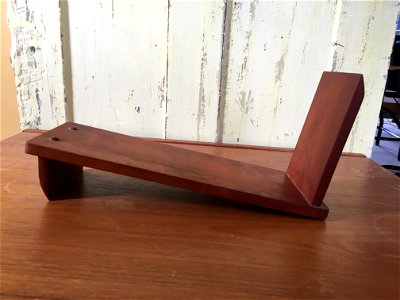 A1_Cherry_Wood_Slanted_Single_Shelf