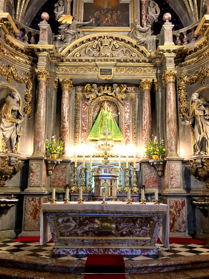 Our Lady of Verdelais Altar: Basilica of Our Lady of Verdelais