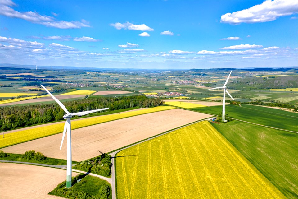 Luftaufnahme von Landschaft im Mai im Itzgrund Nähe Untermerzbach
