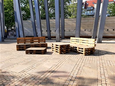 Petersteinweg - Vorplatz LVZ (2)