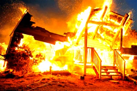 CA-Valley-Fire-02