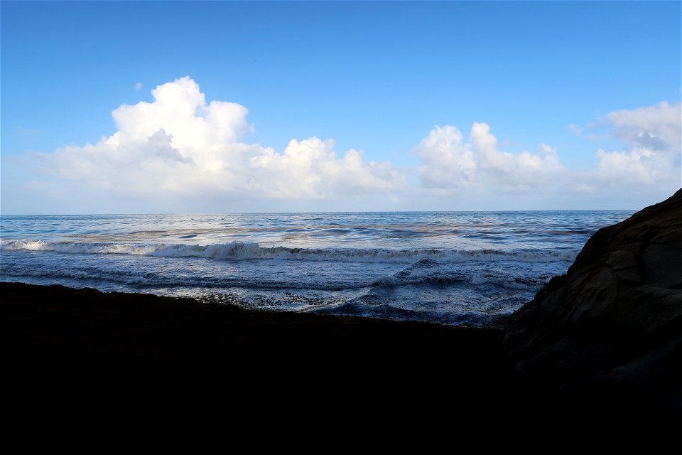 Punta Tuna Beach Waves photo