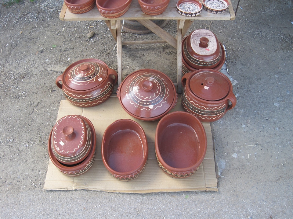 Ceramic markets craft