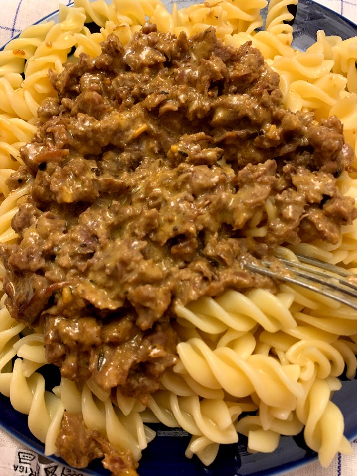 Another Home made before the Season Finale: noddles with beef meat out of the can cooked in bio hafer haver cuisine
