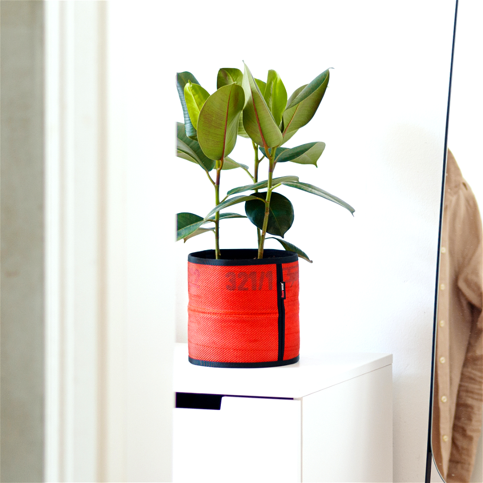 Blumentopf aus Feuerwehrschlauch von Feuerwear