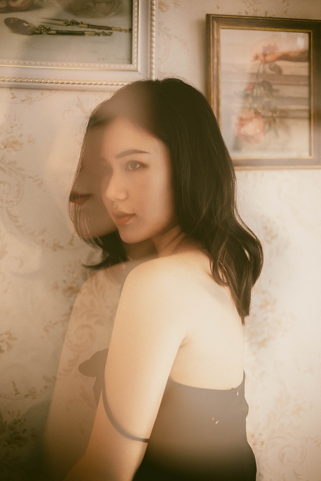 indoor portrait of a beautiful Asian woman