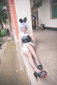 An unidentified Japanese anime cosplay pose