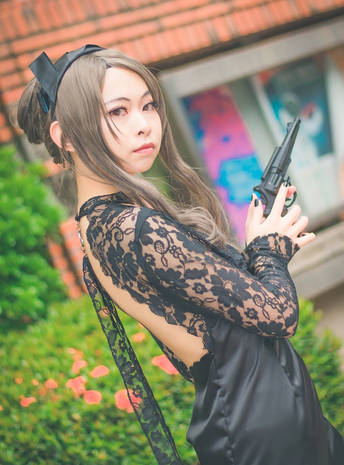 An unidentified Japanese anime cosplay pose