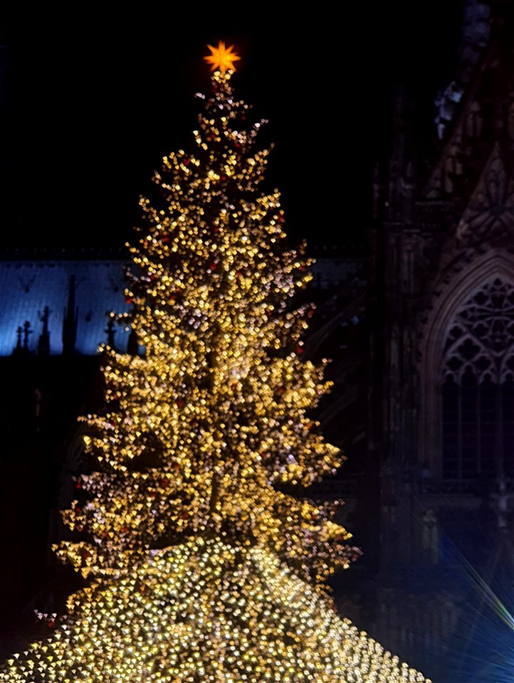 Weihnachtsmarkt Roncalliplatz 2021