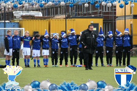 FC Weesp Kersttoernooi 2017 voor Stichting Kanjer Wens - Gesponserd door: LaLieFra.nl Wensballonnenshop.nl en Richi Franken Producties photo