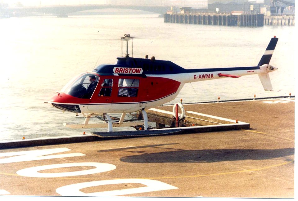 Agusta AB206A, c/n 8073, G-AWMK