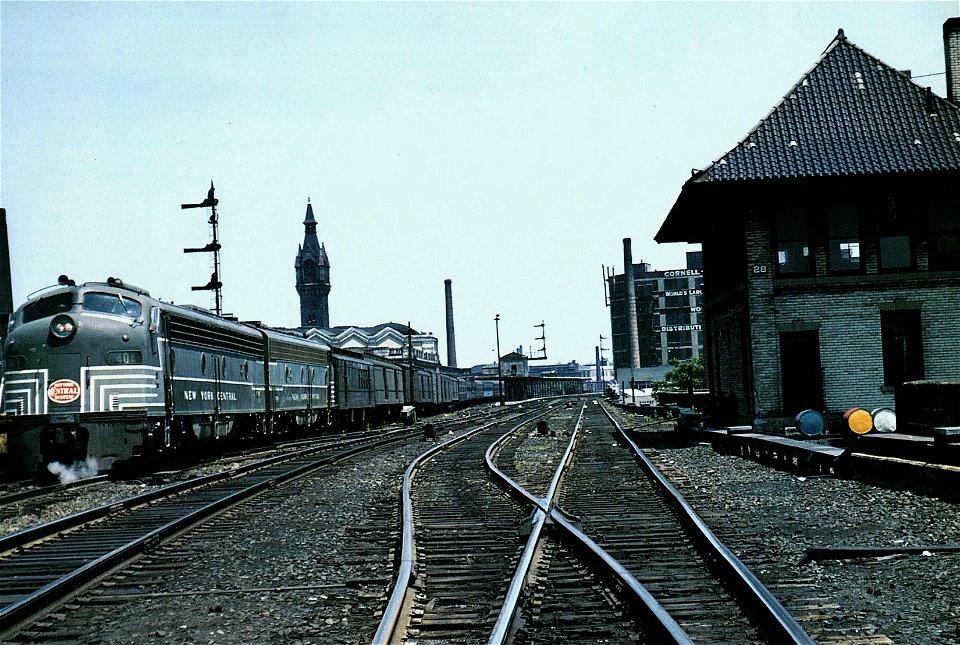 NYC E8A 404? The Berkshire Worcester MA June 1957