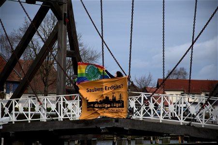 Greifswald - RS182028_3Wiecker Brücke-(FFF-Greifswald)[zur freien Verwendung]