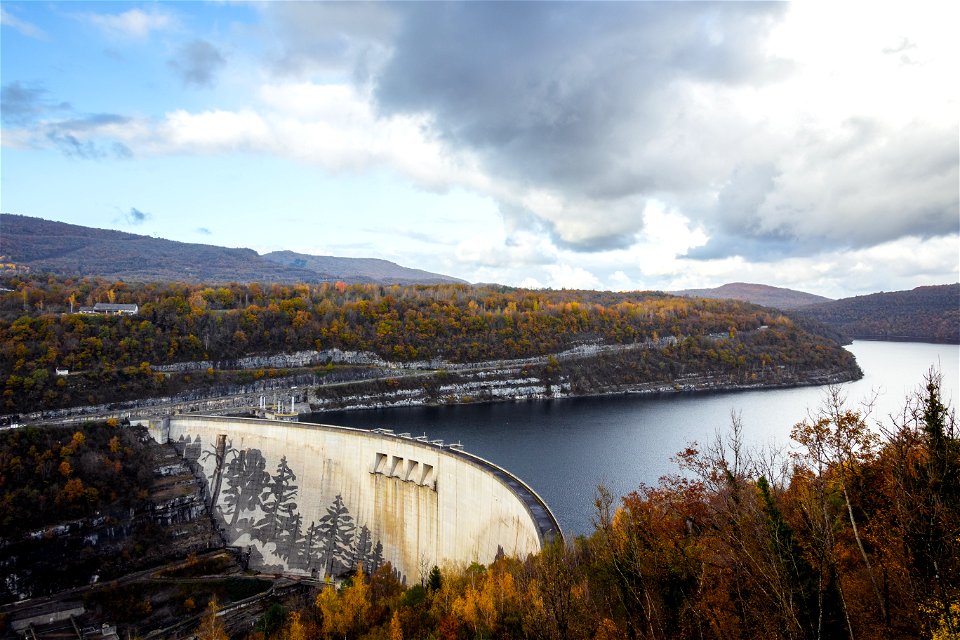 Vouglan's dam