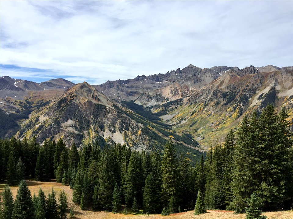 CathedralPeak-WhiteRiver-001