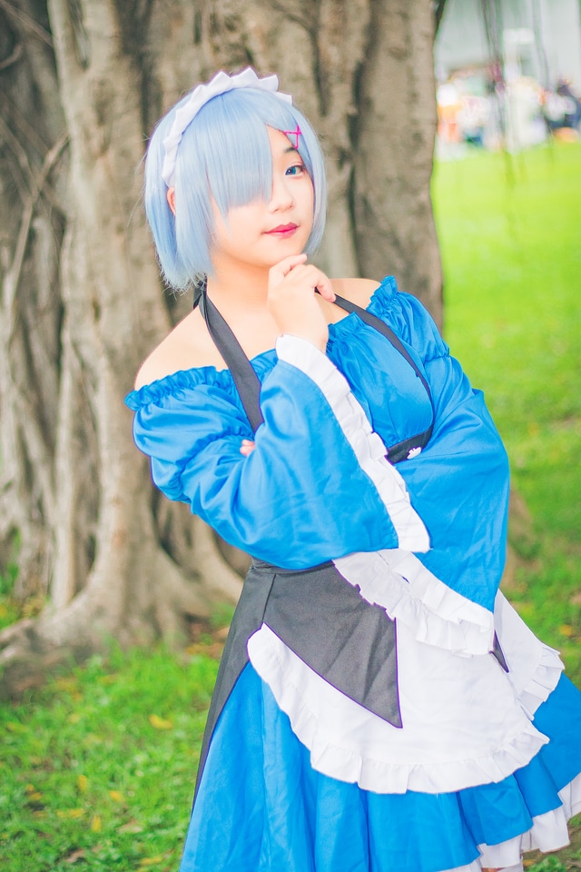 An unidentified Japanese anime cosplay pose