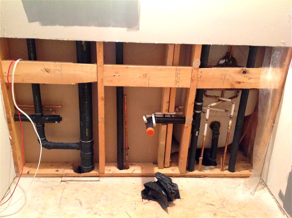 FOLLOW THE BATHROOM RENO: end of day 3